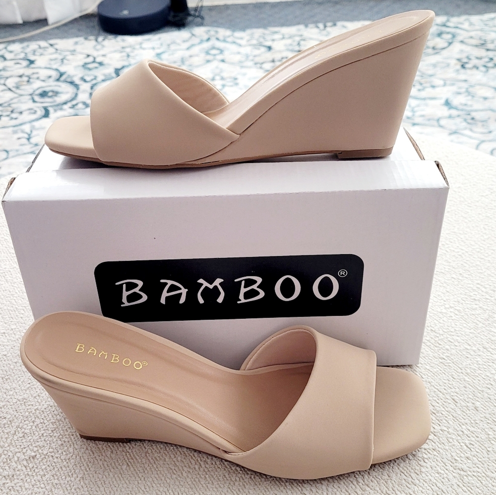 Nude wedges - brand new